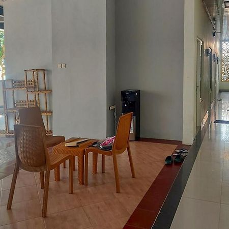 Hotel Koolkost @ Jalan Tirto Agung à Srondolwetan Extérieur photo